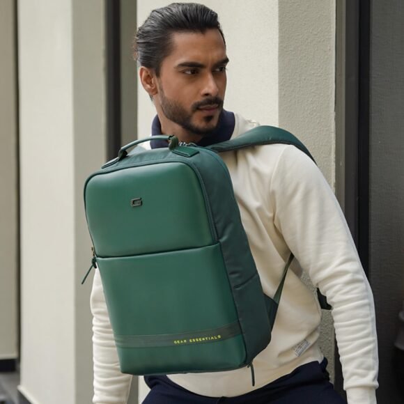 Gear Elevate Faux Leather 20L Water Resistant Anti-Theft 4 Compartment - Image 2